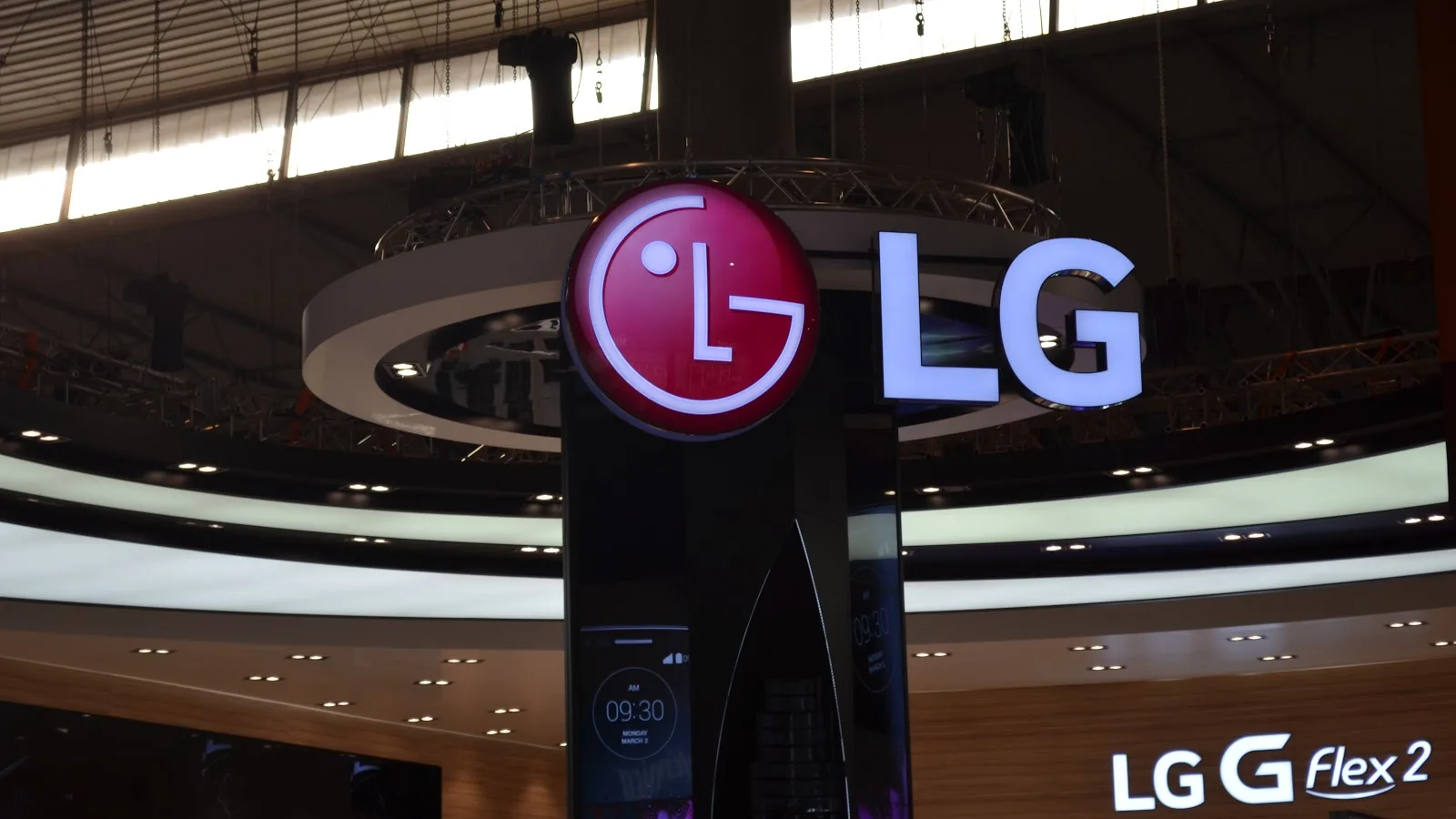 LG România susține faptul că piața de telefoane mobile va stagna în acest an