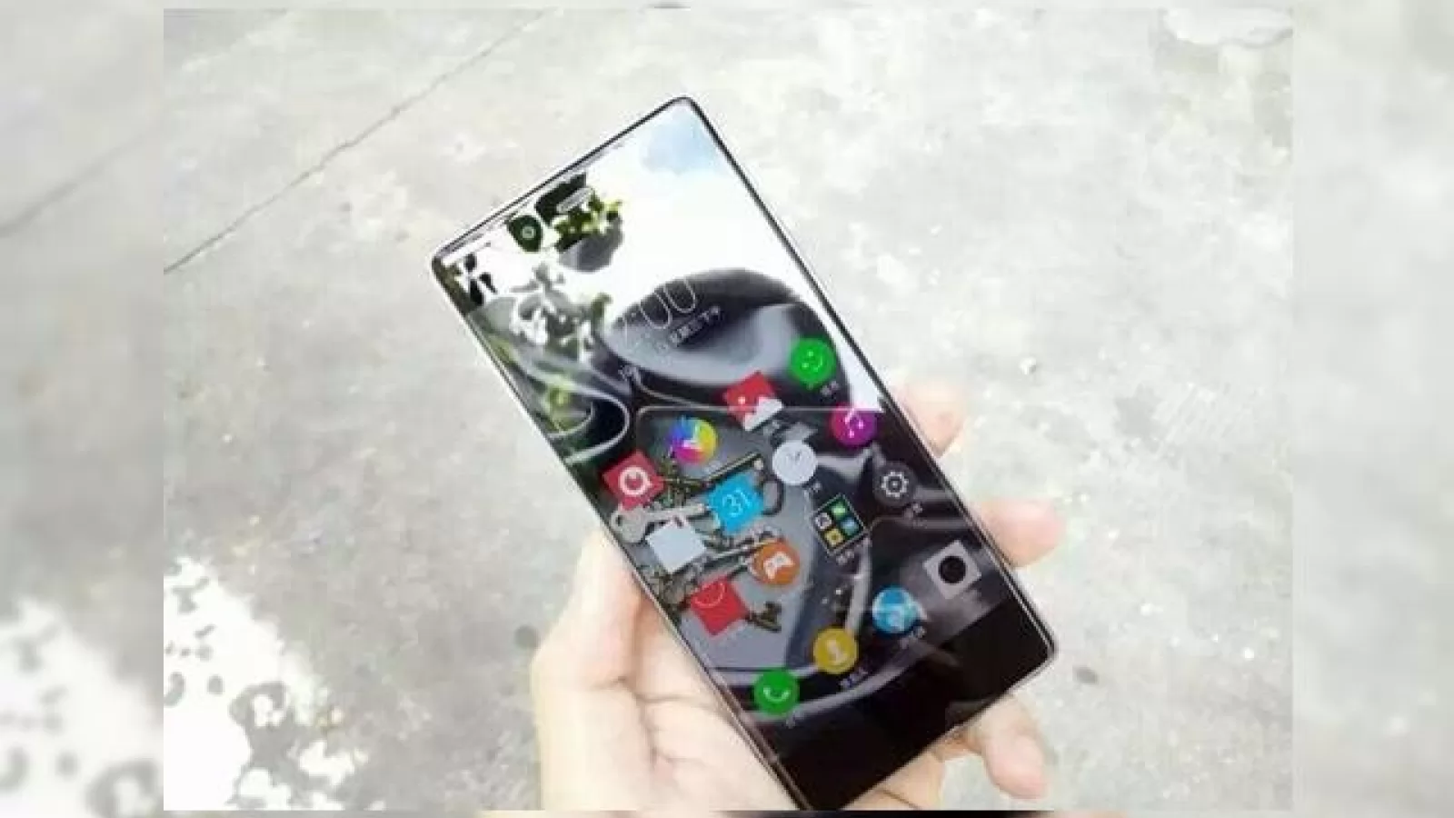 Doogee X1 este un smartphone cu display edge-to-edge ce costă doar 99$