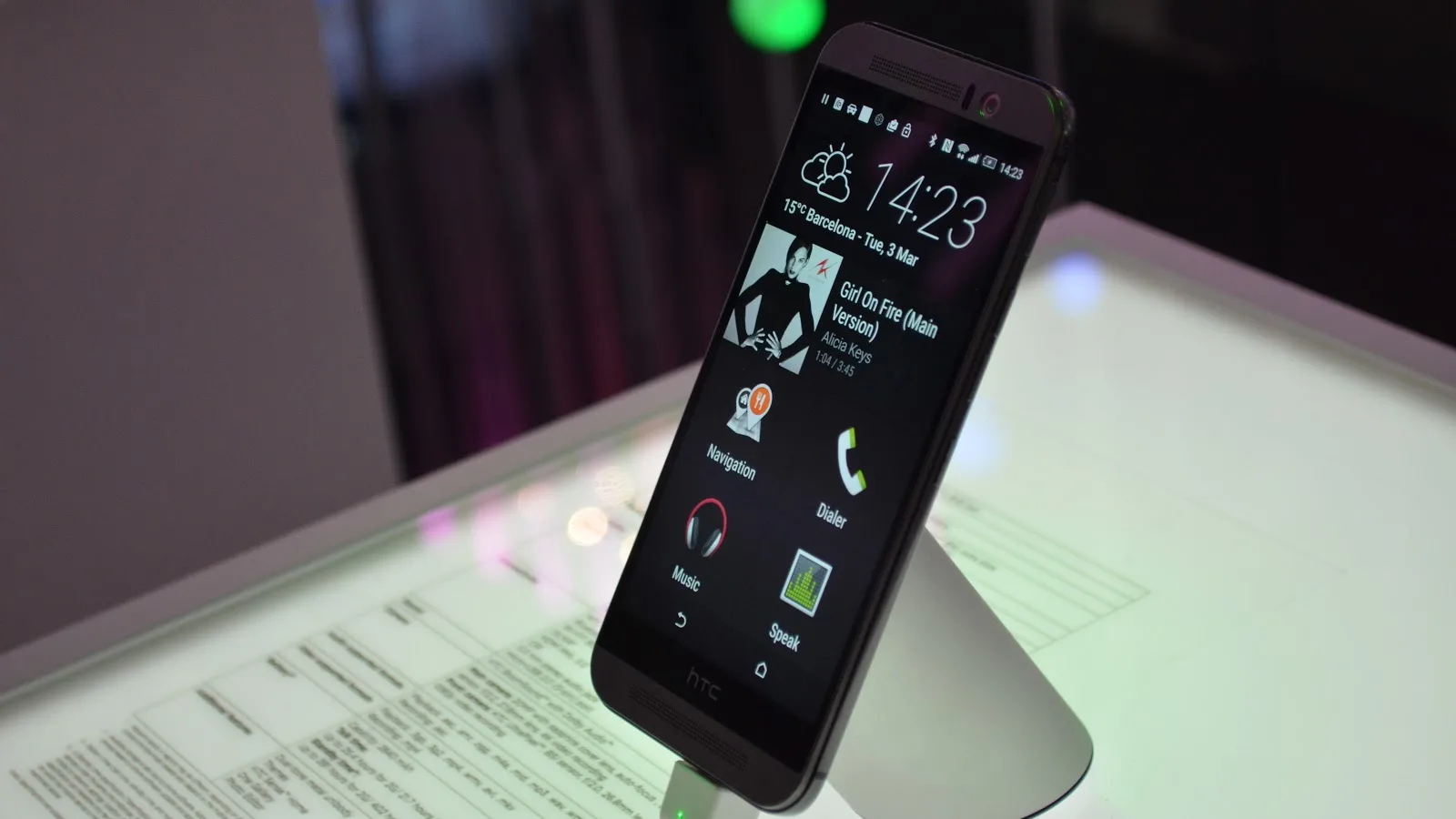 HTC One M9 primeşte o actualizare software în varianta globală, care rezolva din problemele camerei şi îmbunătăţeşte bateria