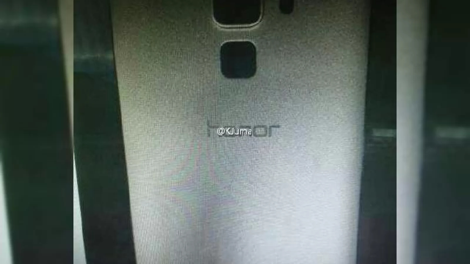 Huawei Honor 7 apare pe Weibo cu o carcasă metalică mată şi un scanner de amprente