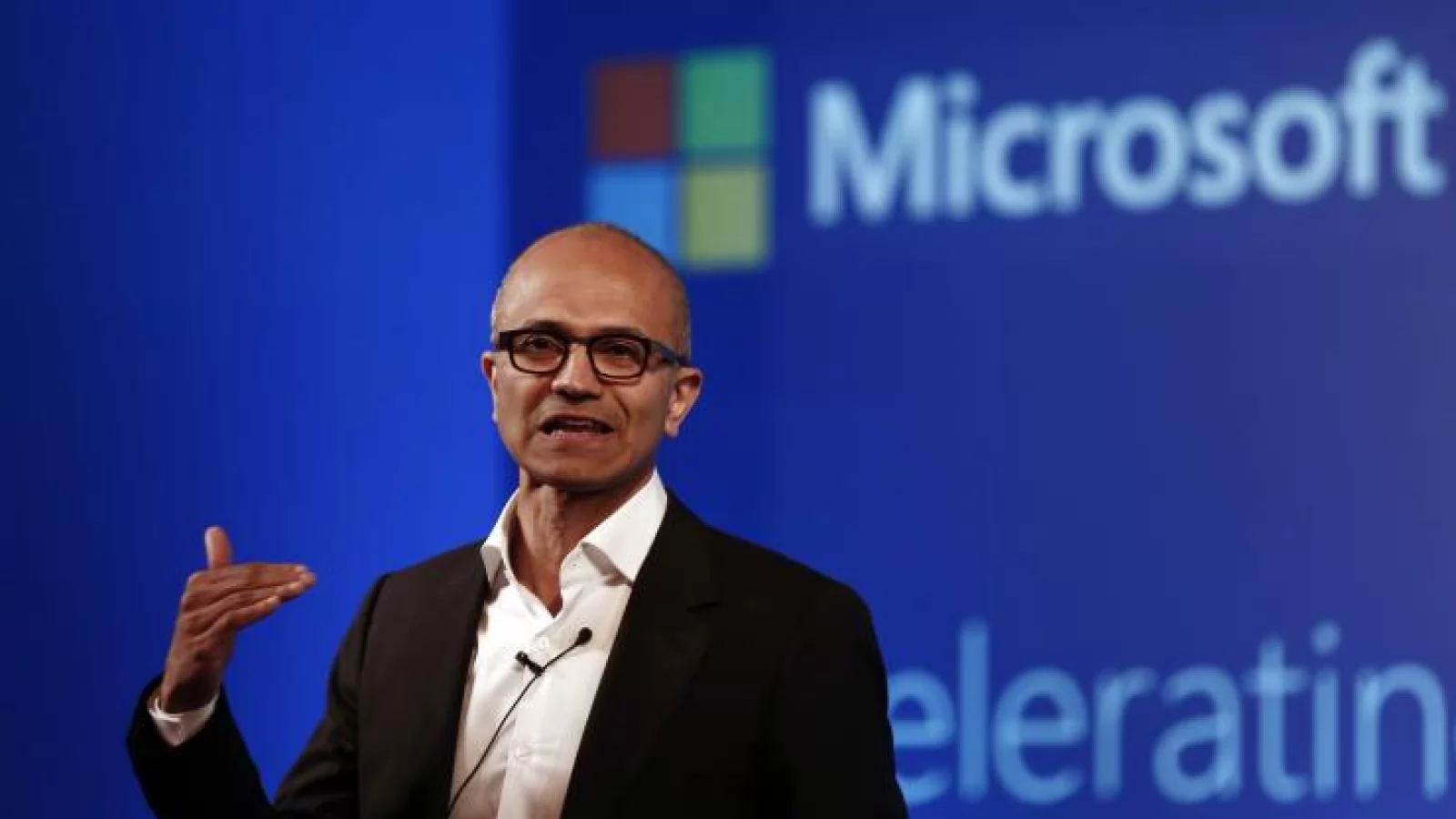 Adio Lumia? CEO-ul Microsoft, Satya Nadella stabileşte strategia pentru următorul an fiscal, anunţă