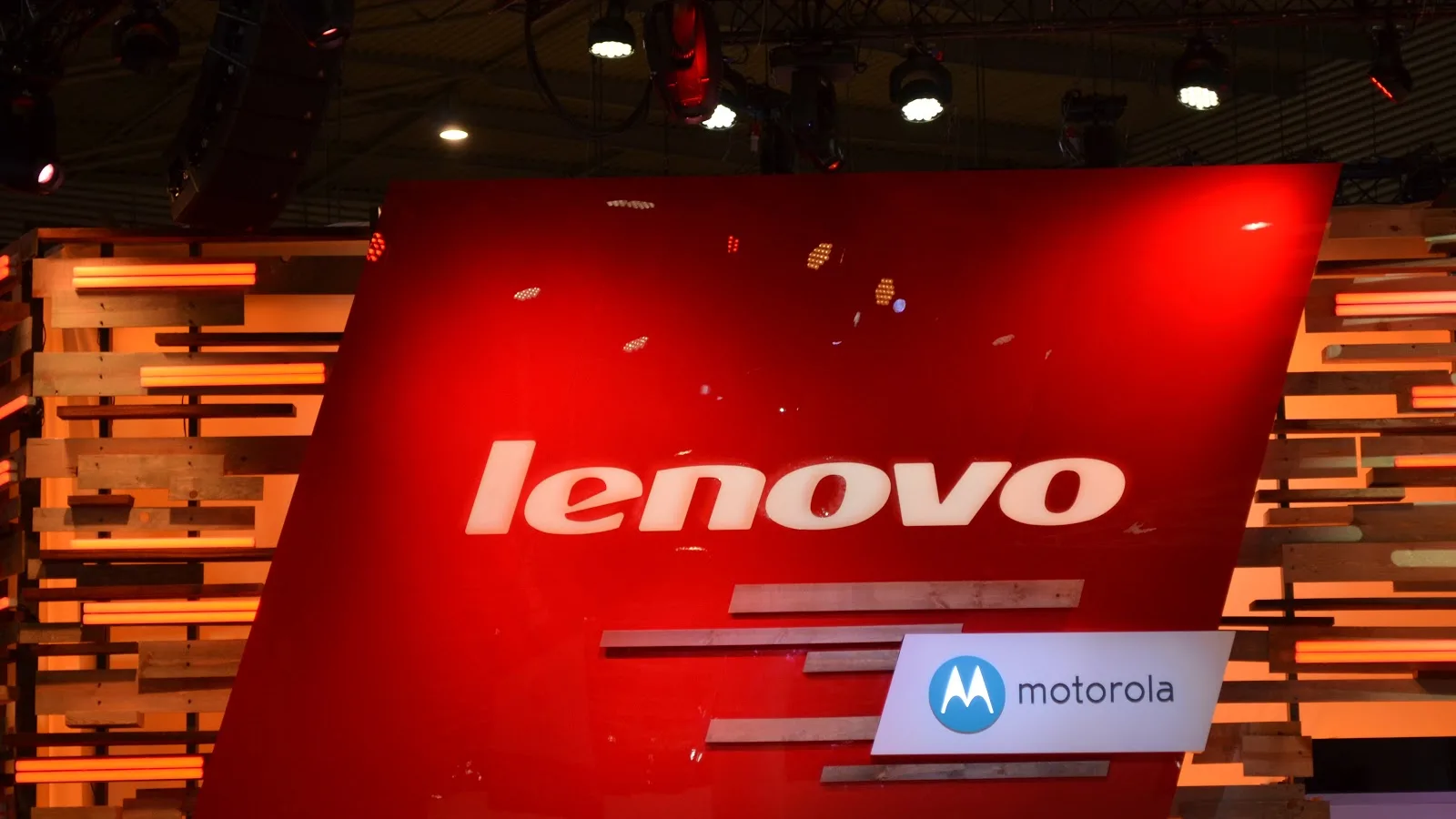 Lenovo dorește restructurarea departamentului mobile pentru o mai bună competiție pe piața locală