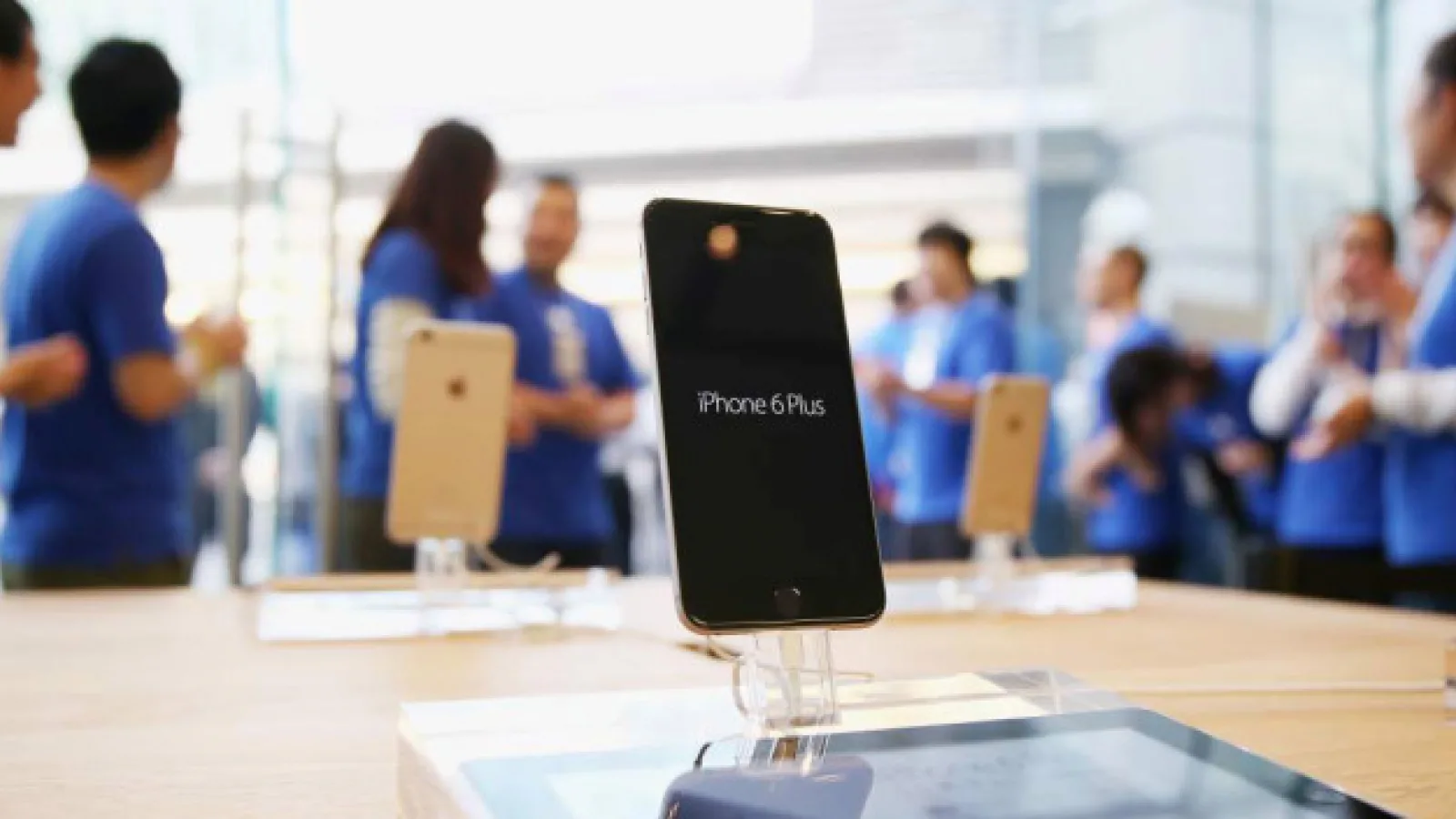 Apple a obţinut 92% din totalul profiturilor din segmentul smartphone în primul trimestru al acestui an