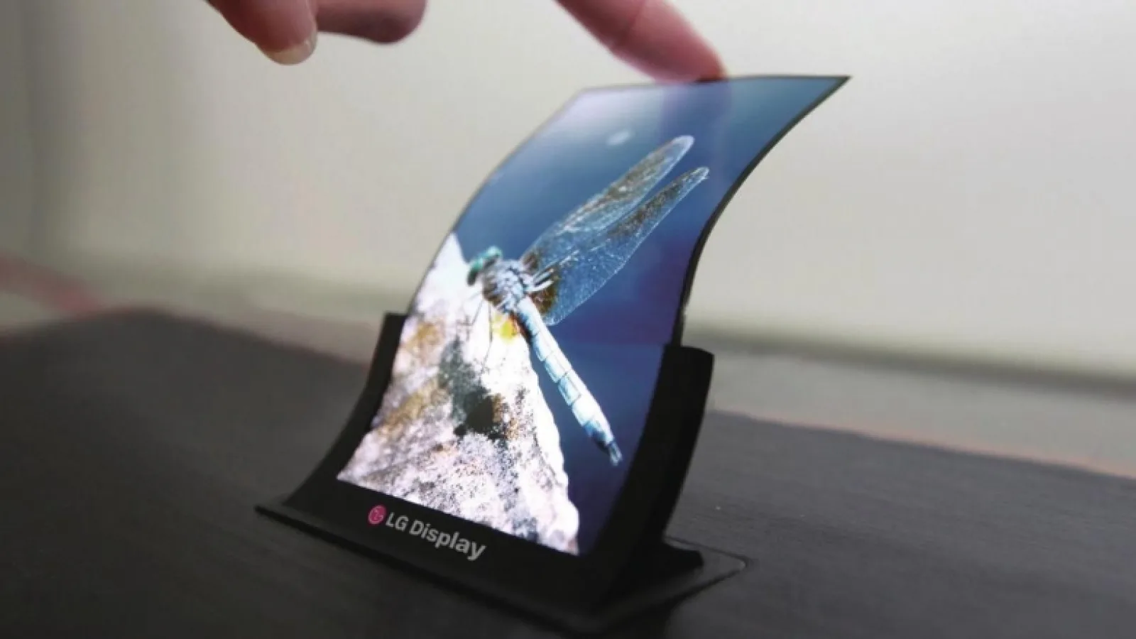 LG Display anunță investiții de 900 milioane de dolari pentru o nouă linie de asamblare a panourilor OLED
