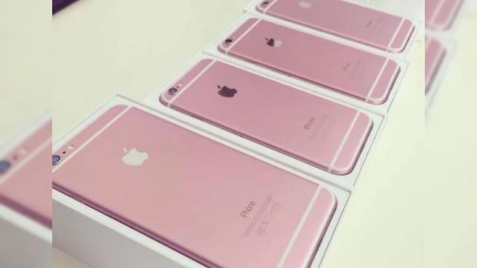 iPhone 6s și 6s Plus în varianta roz ar putea fi reale până la urmă; iată fotografii cu cele două modele