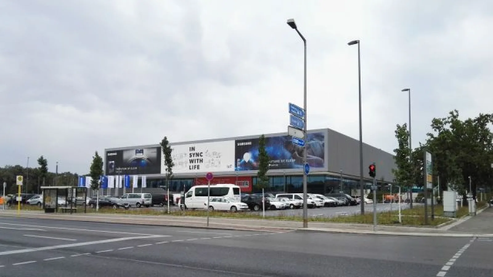 Jurnal de bord IFA 2015, ziua 3: Primul contact cu târgul în acest an și întâlnirea cu flagship-urile japoneze