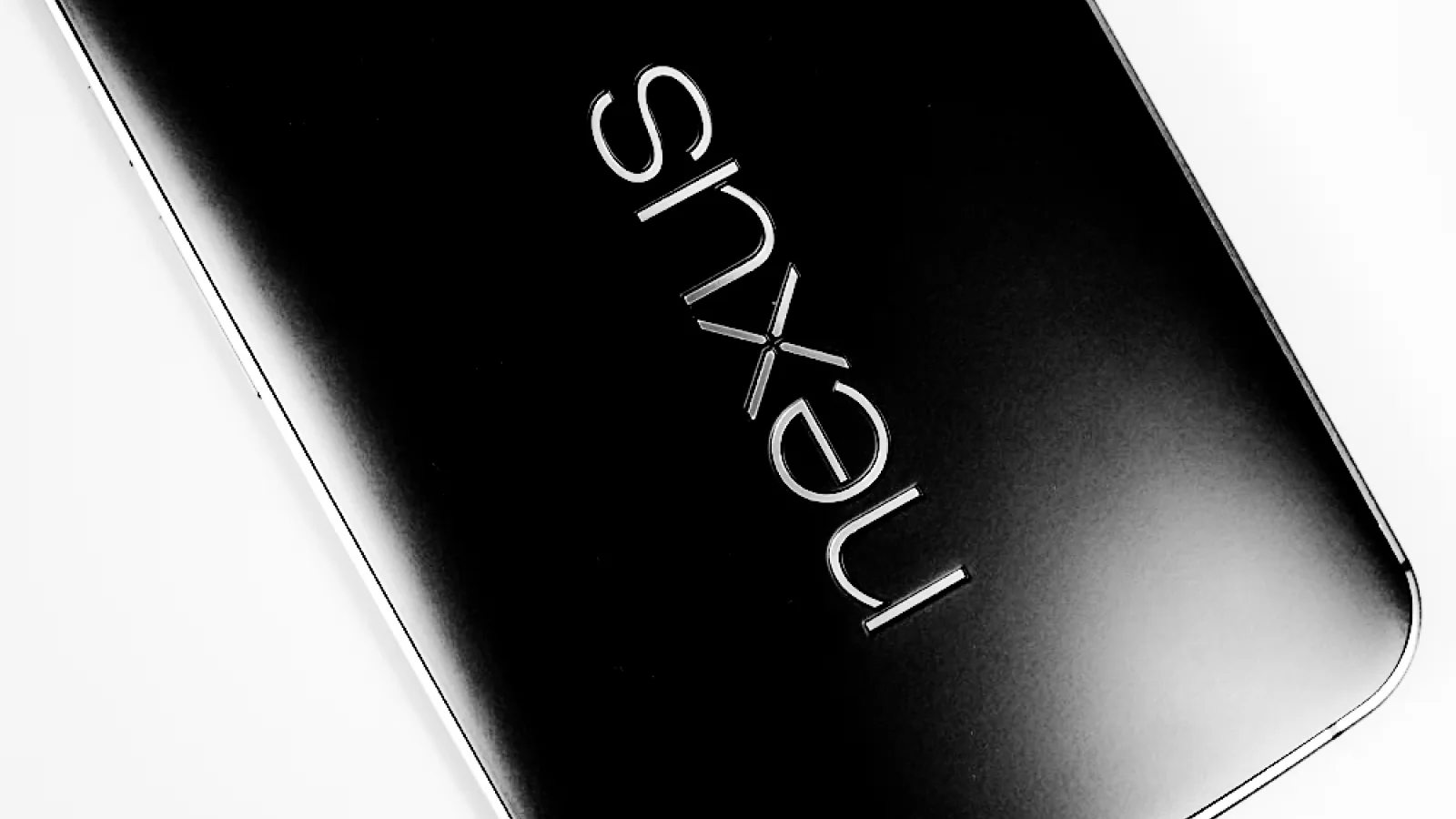 Noile telefoane Google Nexus vor purta denumirea de Nexus 5X şi Nexus 6P