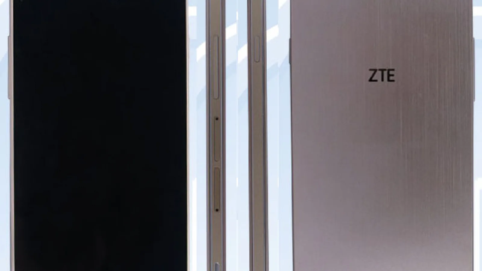 ZTE S3003 e un smartphone bizar cu carcasă din metal, tocmai certificat de TENAA; Vine fără camere!