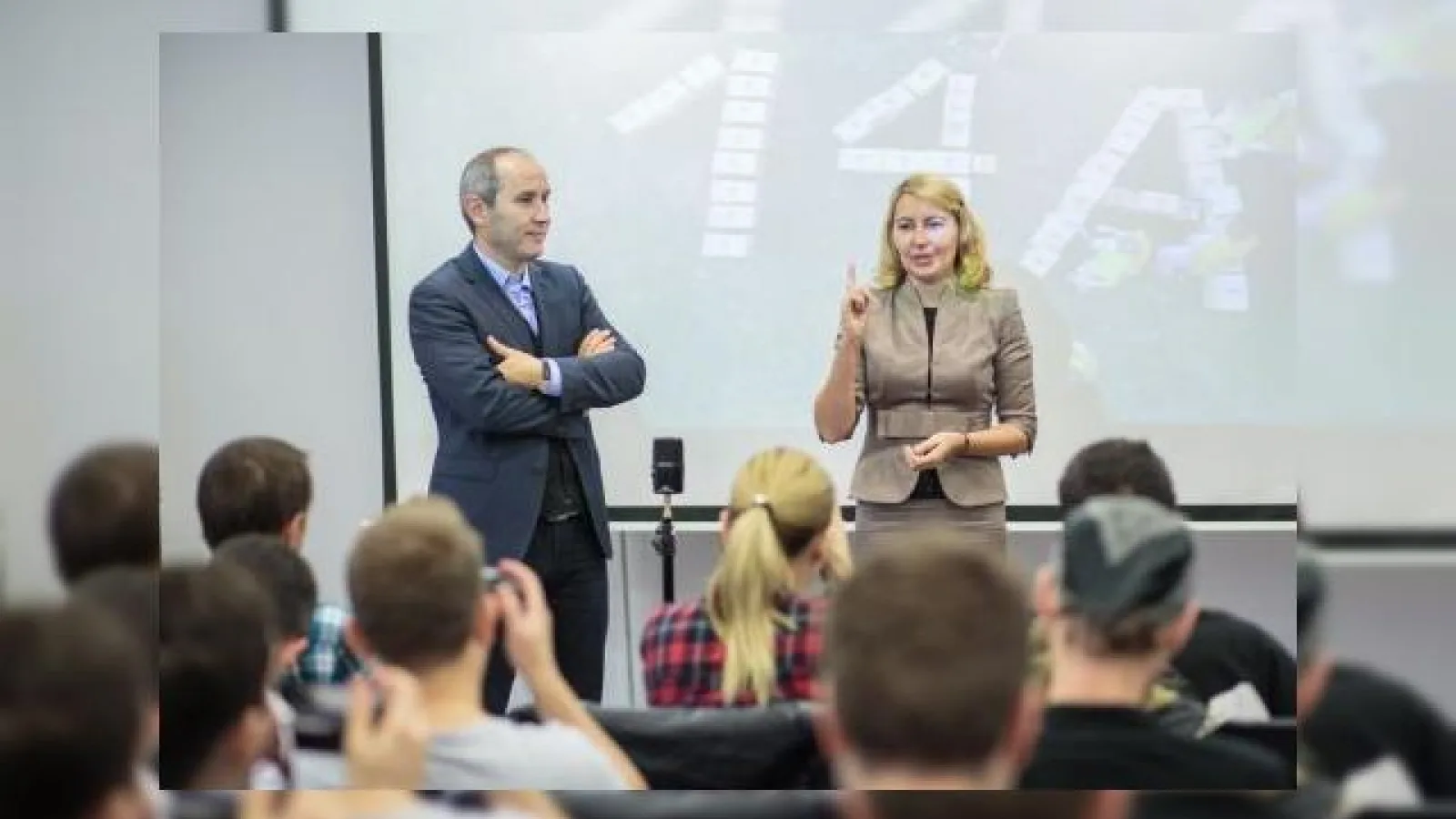 F64 aniversează 14 ani de la deschiderea primului magazin foto-video; iată detalii despre evoluția companiei de-a lungul anilor