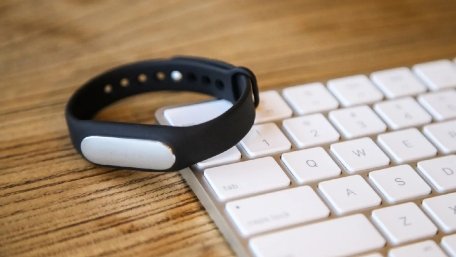 Brățara inteligentă Xiaomi Mi Band 1s este deja la vânzare, costă 24.99 dolari prin intermediul unui retaileri chinez