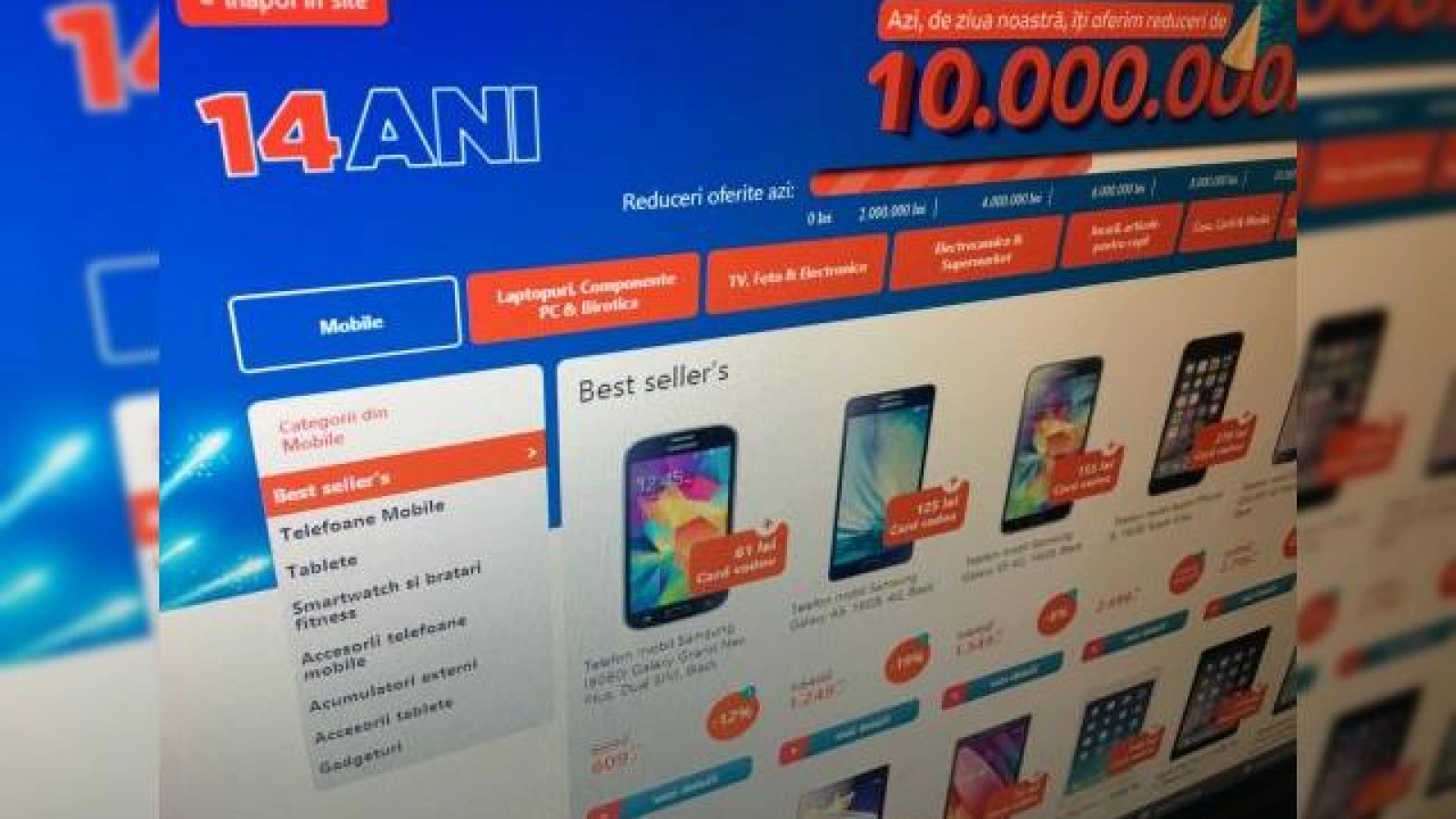 eMAG sărbătorește 14 ani de la înființare prin reduceri și carduri cadou; iată câteva dintre oferte