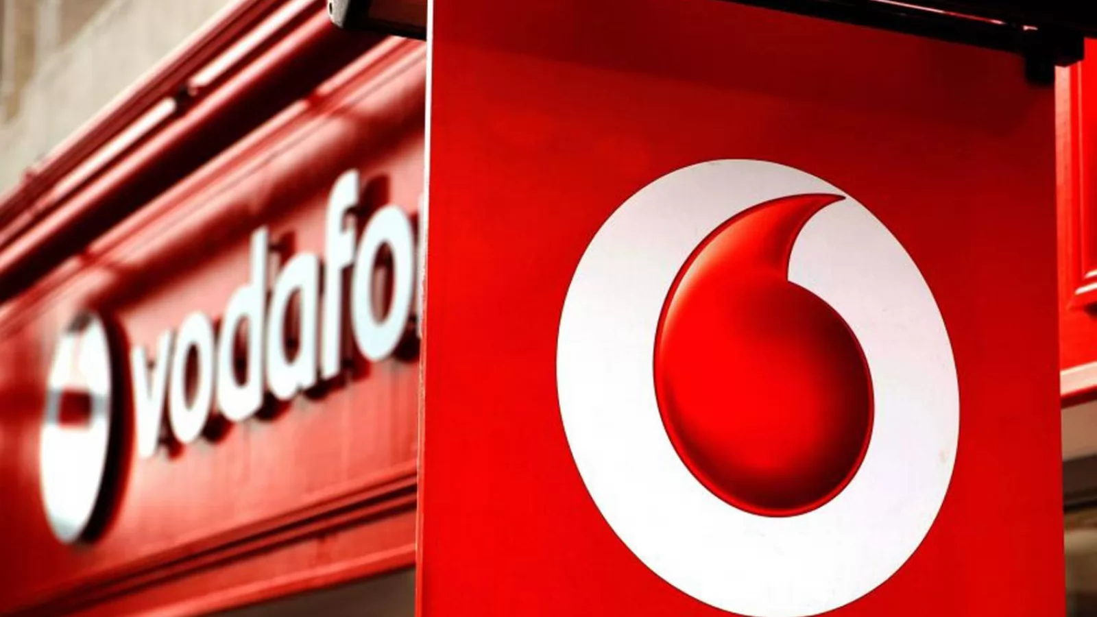Vodafone contestă hotărârea emisă de Tribunalul București, cu privire la modificarea clauzelor de reziliere a contractelor