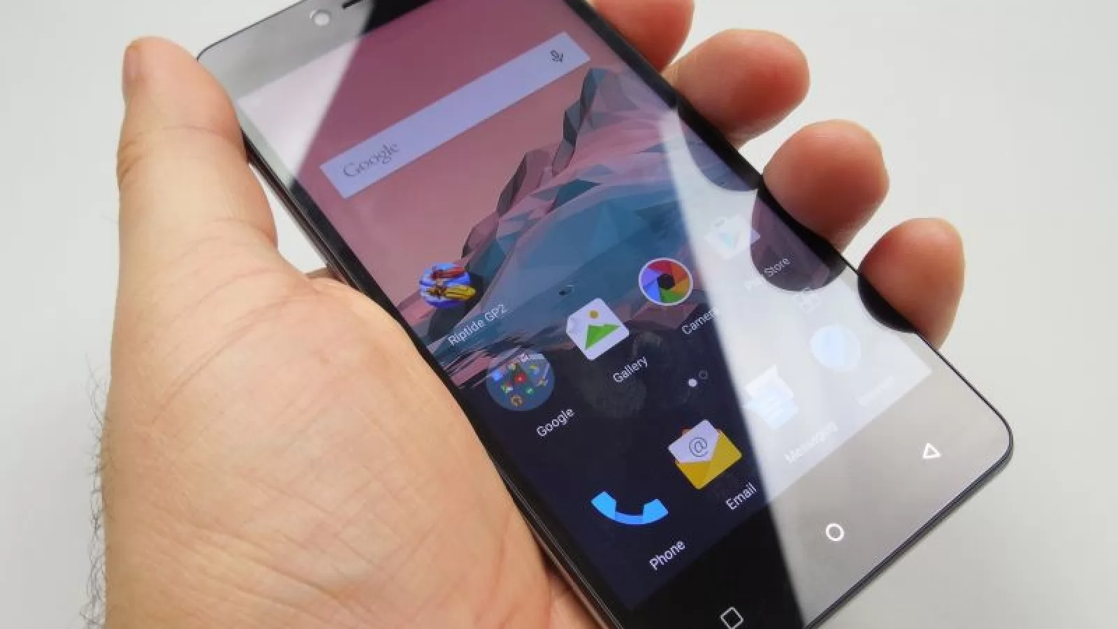 Allview X2 Soul Lite Review + Concurs: midranger solid cu baterie peste X2 Soul (Video)
