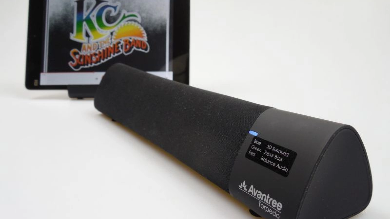 Prezentare Avantree Torpedo + cupon reducere: soundbar portabil cu 2 difuzoare şi surround 3D, plus mega bass (Video)