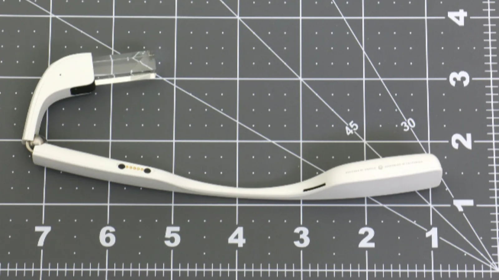 Google Glass în versiunea Enterprise se afișează în imagini prin intermediul celor de la FCC