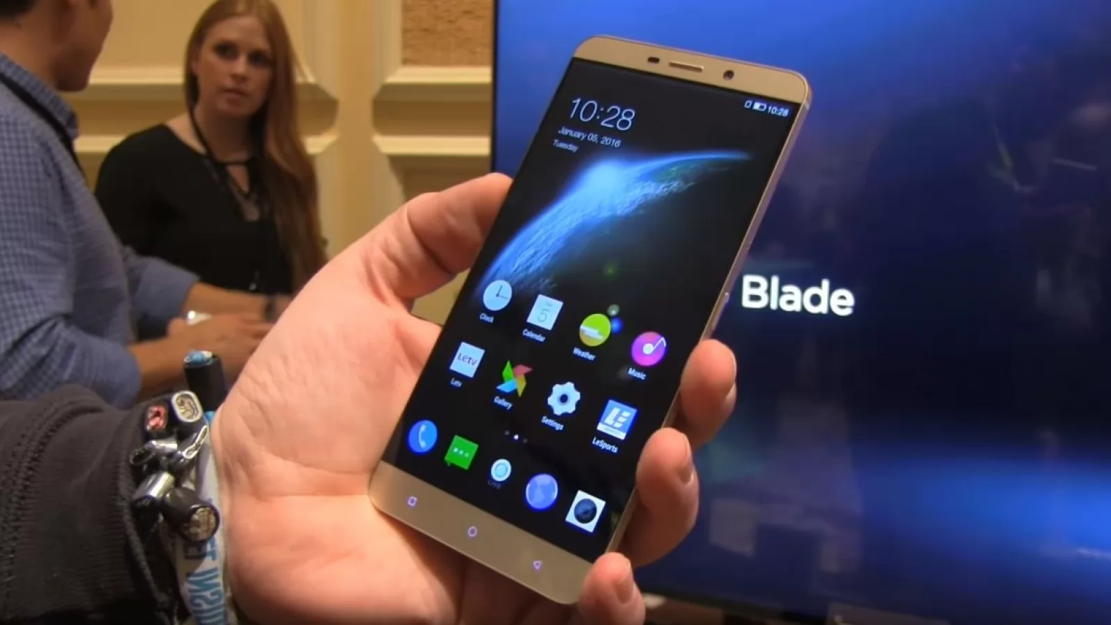 CES 2016: LeTV Le Max Pro, primul smartphone cu procesor Snapdragon 820 primeşte un hands on în Las Vegas (Video)
