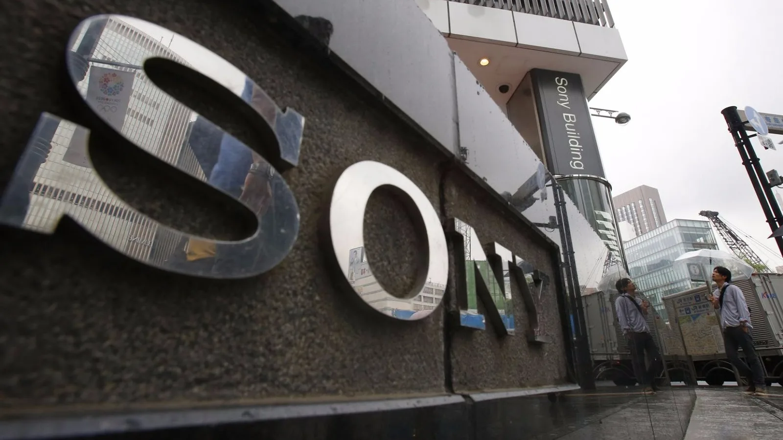 Sony anunţă un profit de 1 miliard de dolari pe trimestrul 4 al anului 2015, în ciuda scăderii vânzărilor smartphone