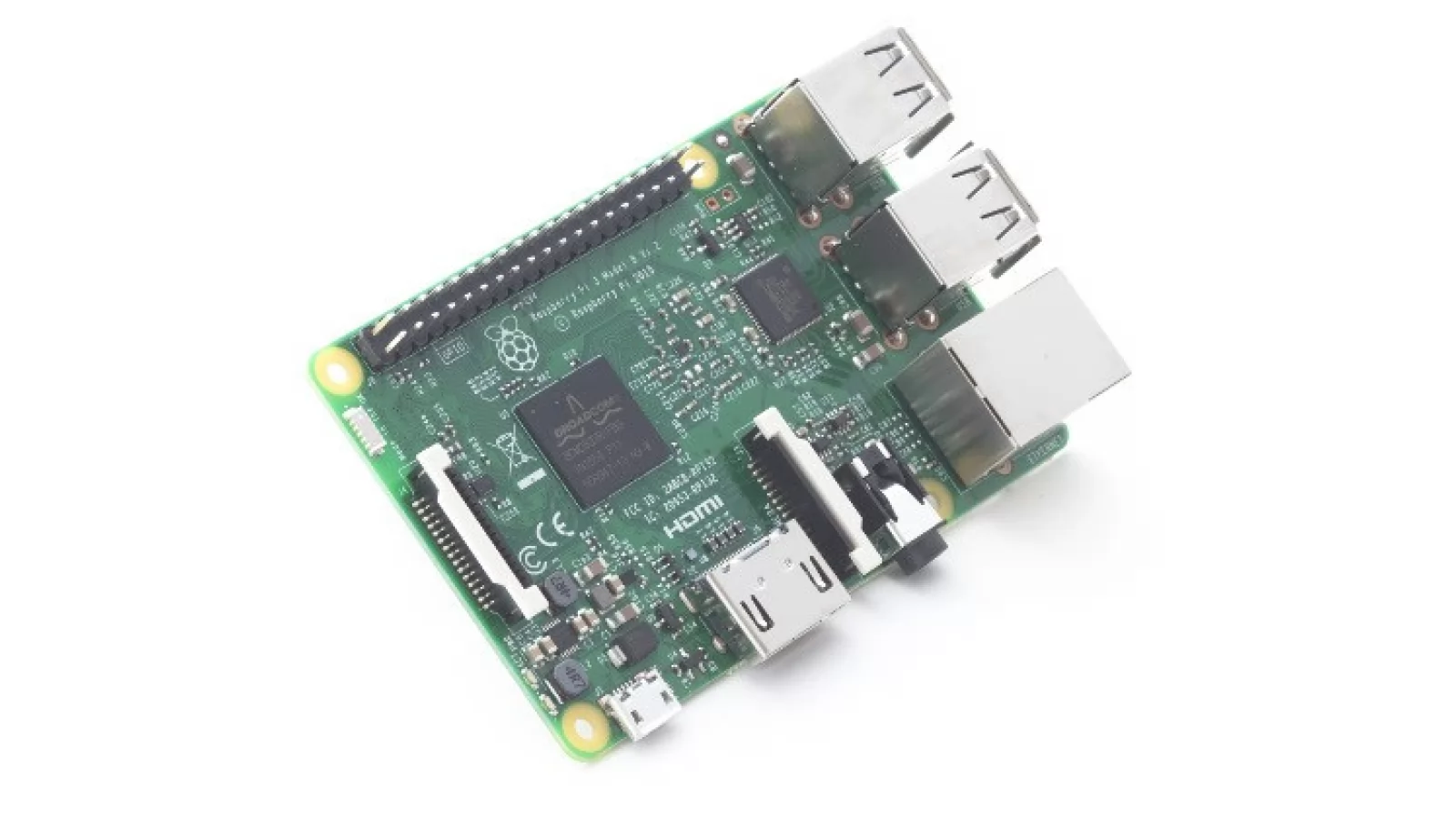 Raspberry Pi 3 vine cu procesor 64 bit si suport WiFi şi Bluetooth, la preţ de doar 35 de dolari