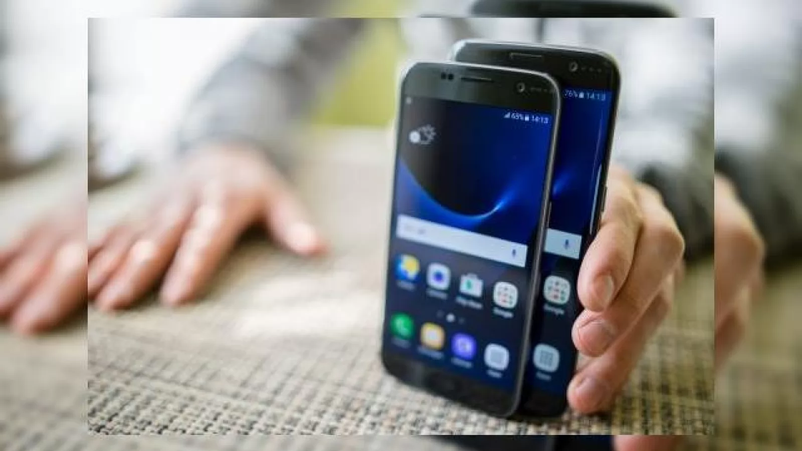 Samsung Galaxy S7, S7 Edge au parte de precomezi de 3 ori mai mari decât predecesorii lor; S7 ar putea fi cel mai bine vândut smartphone din România