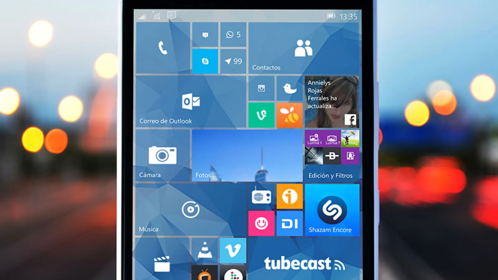Microsoft începe distribuția lui Windows 10 Mobile; iată ce terminale sunt compatibile și cum puteți instala noua versiune