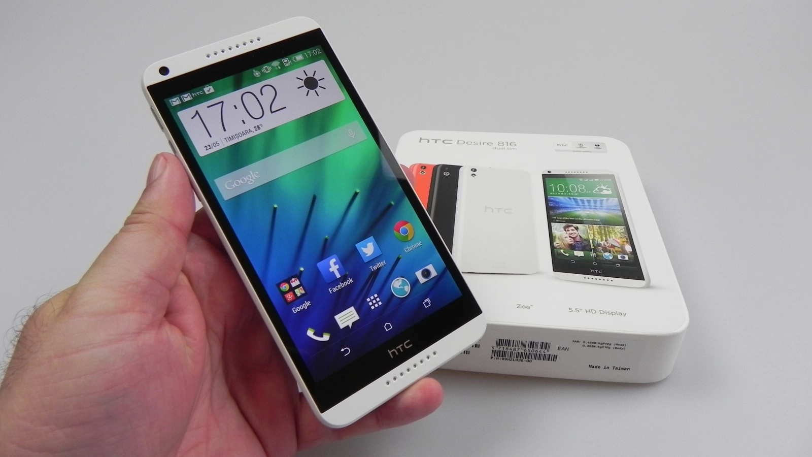 Versiunea dual-SIM a lui HTC Desire 816 este actualizată la Android 6.0 Marshmallow în aceste momente