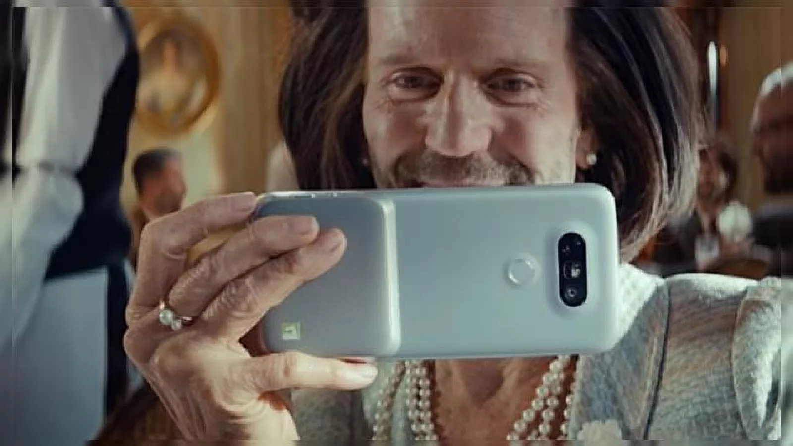 Jason Statham va juca într-un spot TV pentru LG G5; Reclama debutează pe 1 aprilie