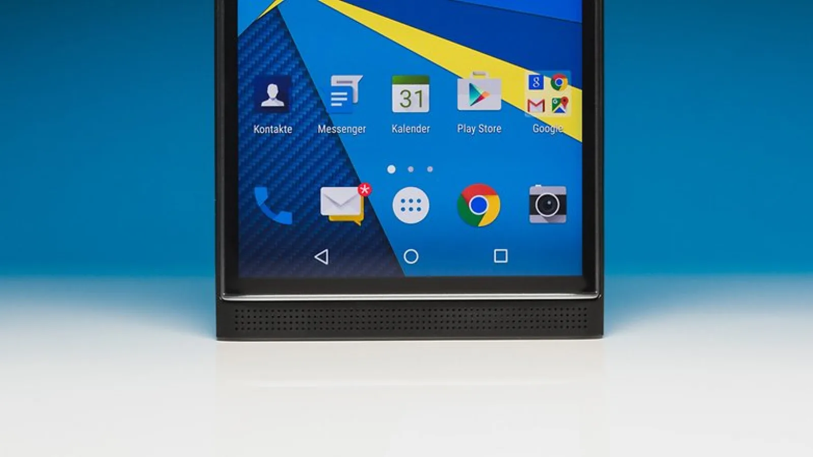 Vânzările BlackBerry continuă să scadă şi pariul Android s-ar putea dovedi pierdut