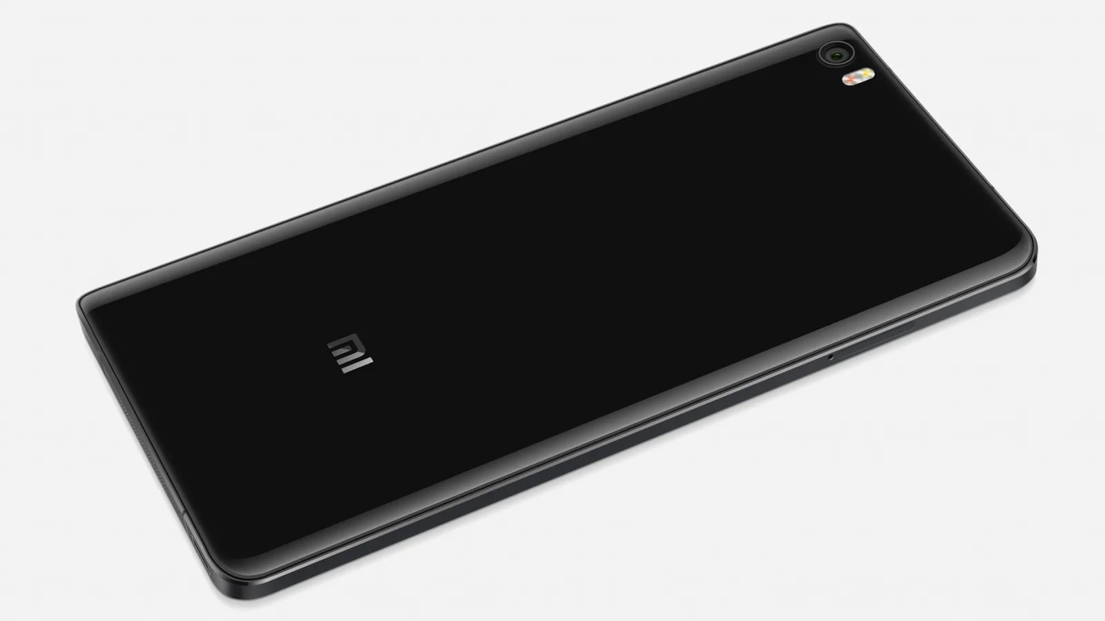 Phabletul Xiaomi Max are parte de încă o scăpare, de această dată sub forma panoului frontal de 6.4 inch