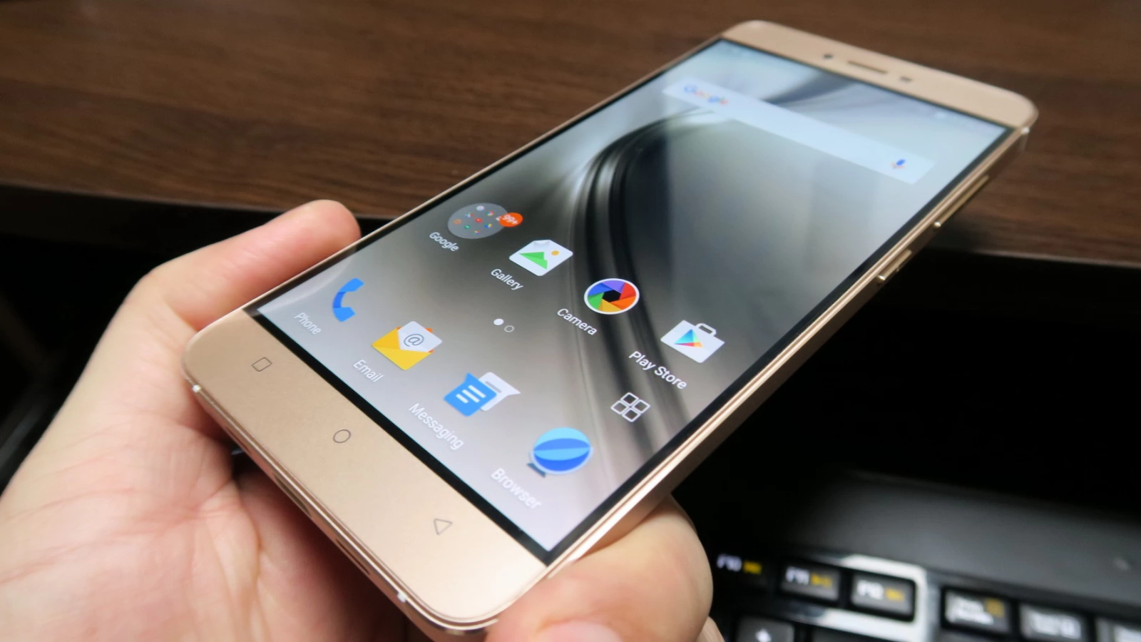 Allview X3 Soul: Display luminos şi cu setup inedit de pixeli