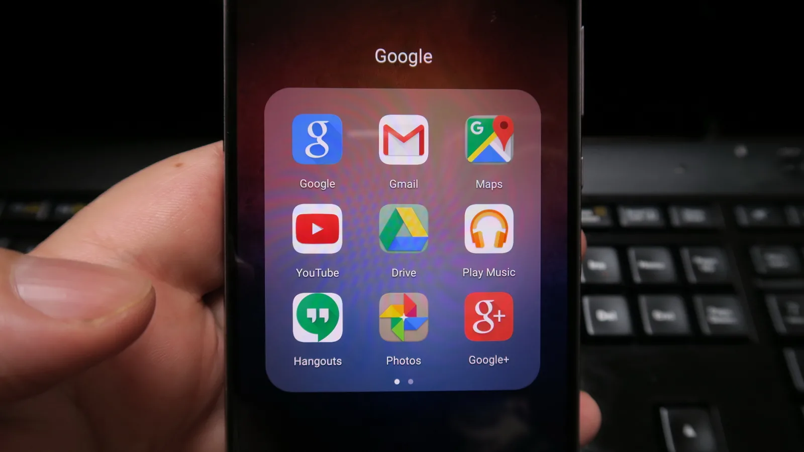 Huawei P9: OS, UI şi aplicaţii cu acelaşi EMUI cu mici actualizări și nişte bloatware la pachet