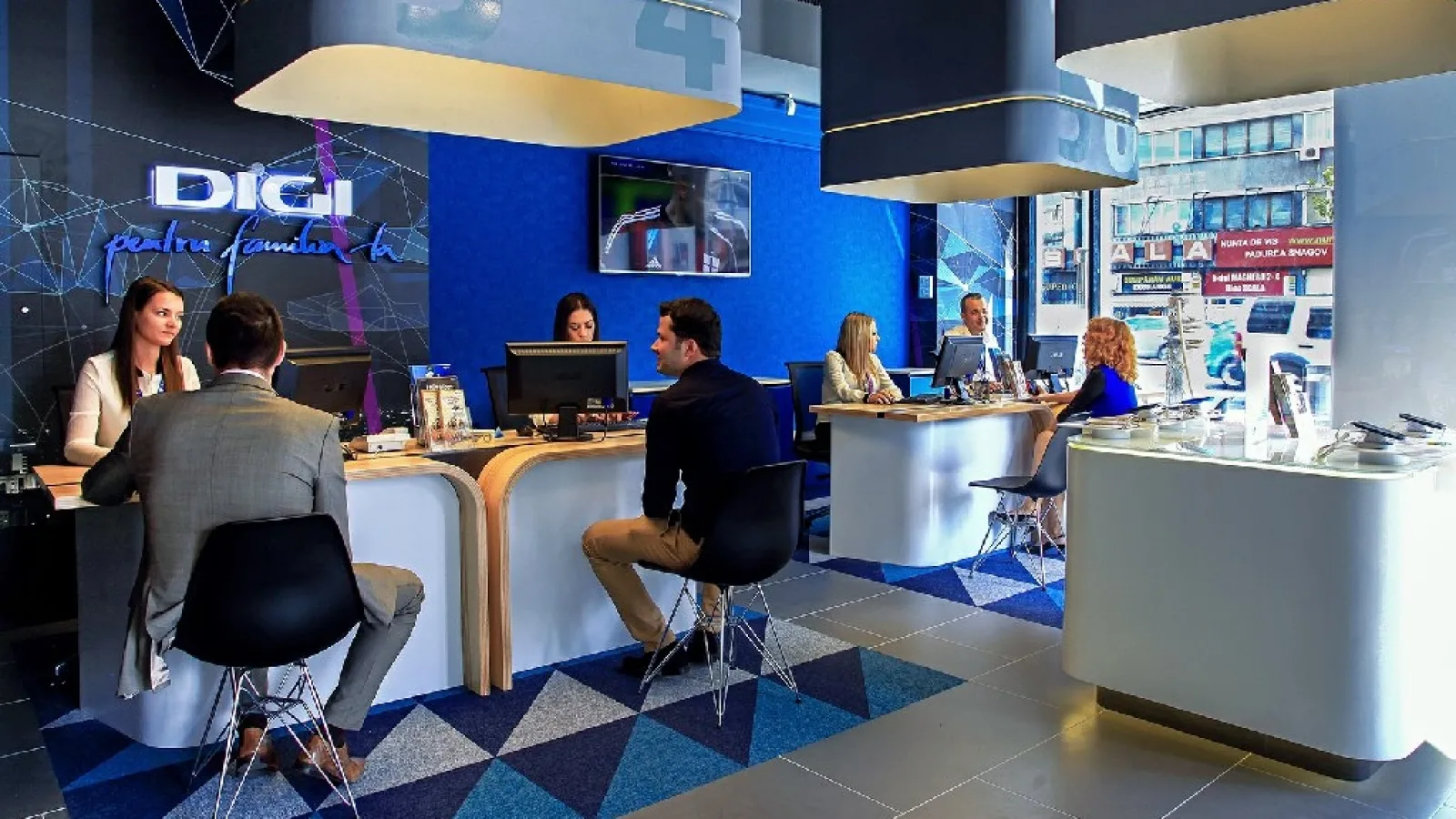 Digi Mobil depăşeşte 2 milioane de abonaţi persoane fizice, serviciul de Internet Mobil de la RCS & RDS ajunge la peste 2.4 milioane de utilizatori