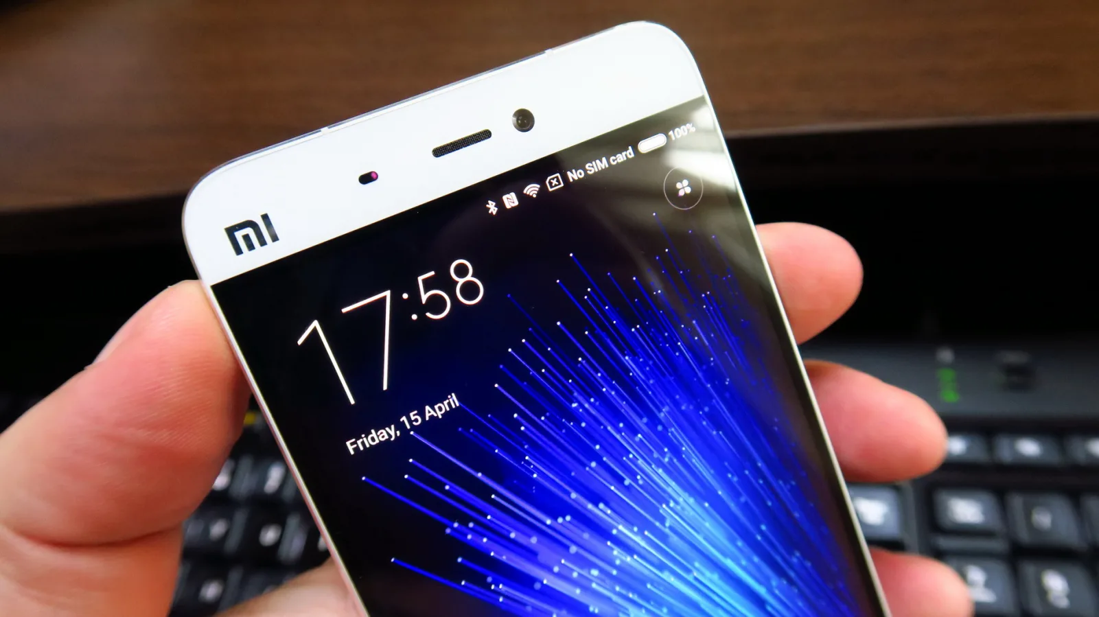 Xiaomi Mi 5: Benchmark-uri şi performanţă dominantă, luptând cot la cot cu Galaxy S7