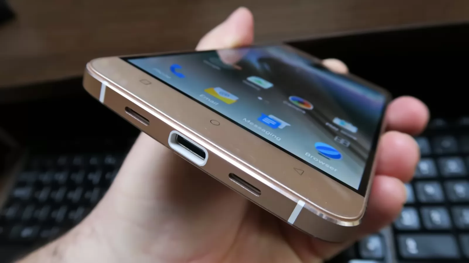 Allview X3 Soul: Multimedia cu volum insuficient