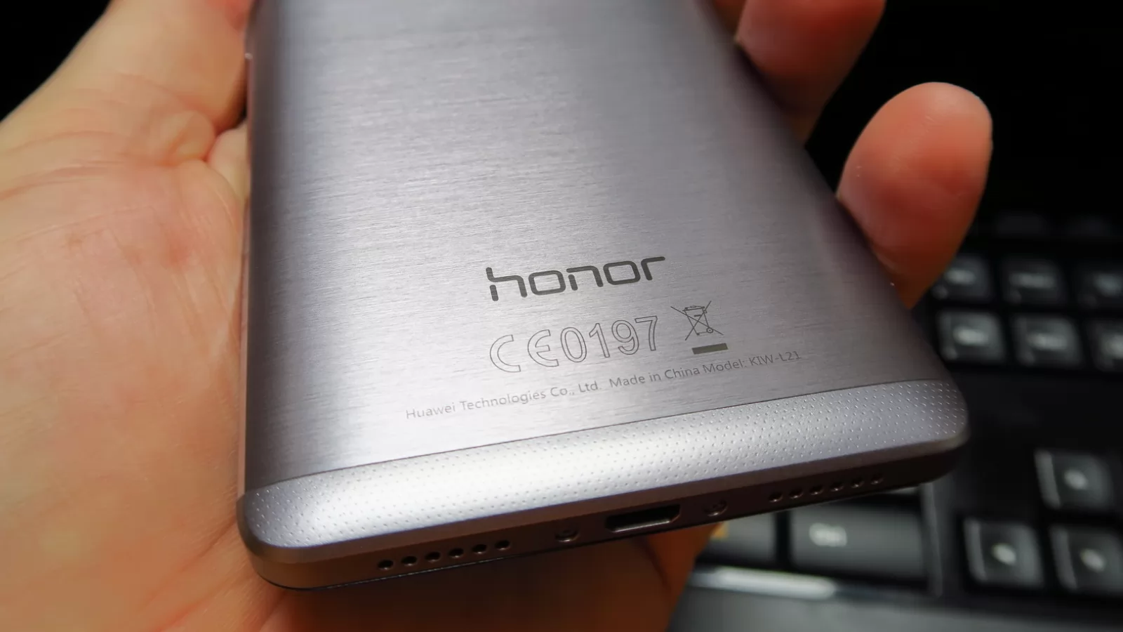 Huawei Honor 5X: Baterie peste modele cu pretenţii, dar cu alimentare lungă