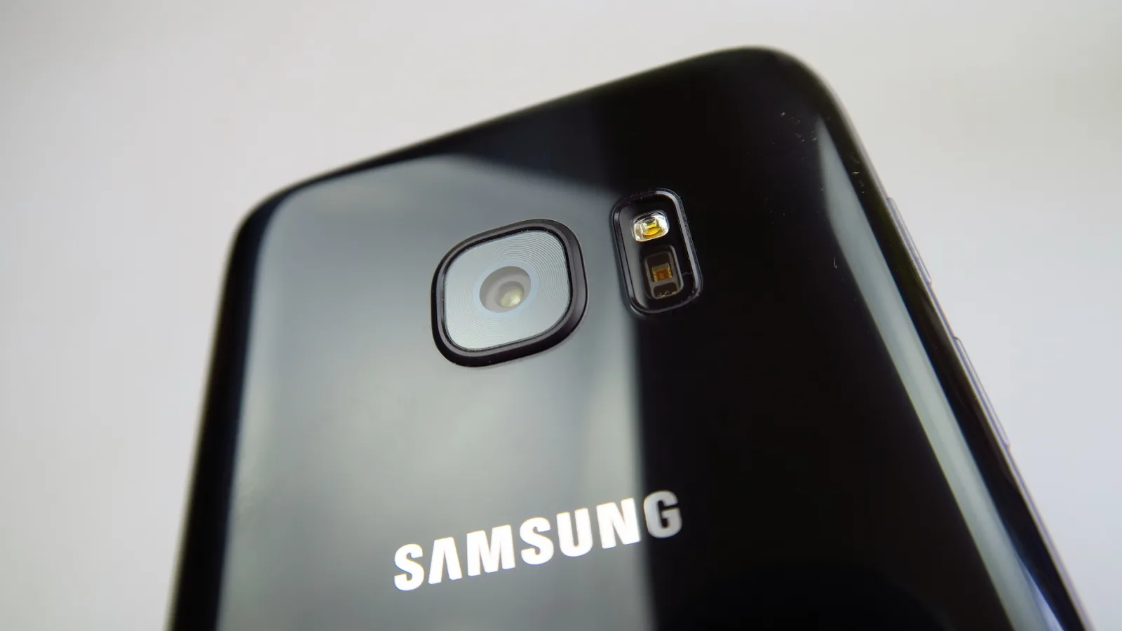 Samsung Galaxy S7: Camera se află în umbra predecesorului Galaxy S6