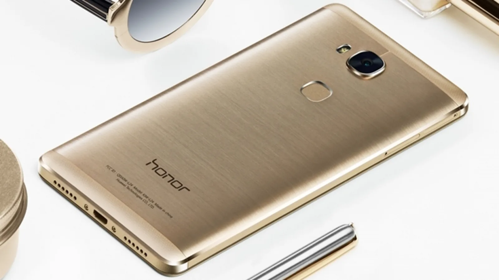 Huawei Honor 6X şi-ar fi făcut apariţia online, în baza de date a unei autorităţi chineze