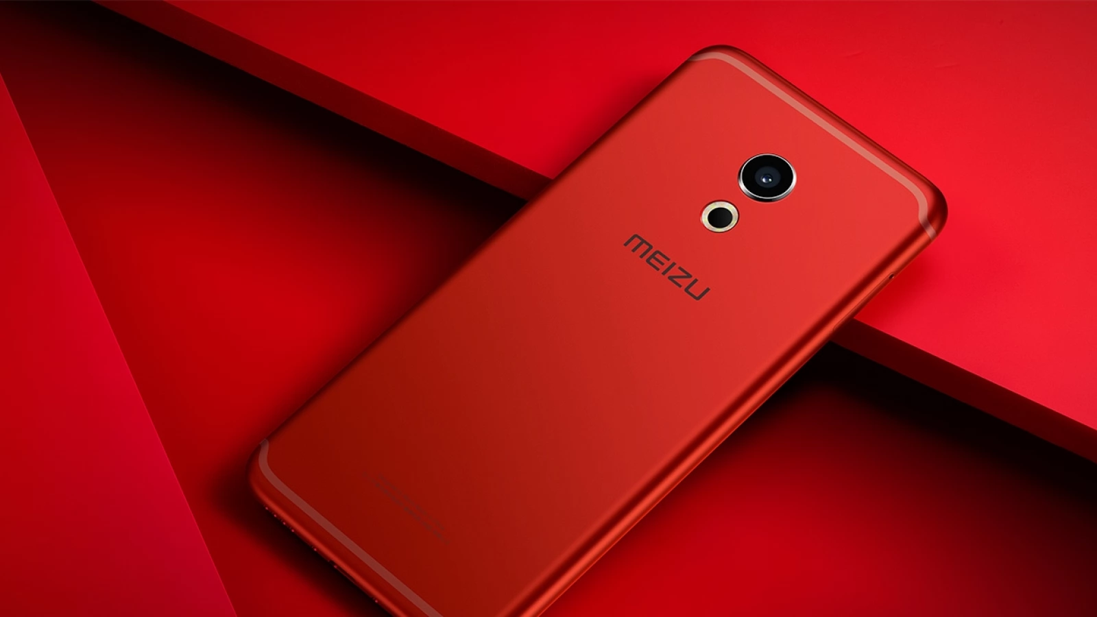Smartphone-ul Meizu PRO 6 primește noi variante de culoare: Rose Gold și Flames Red 