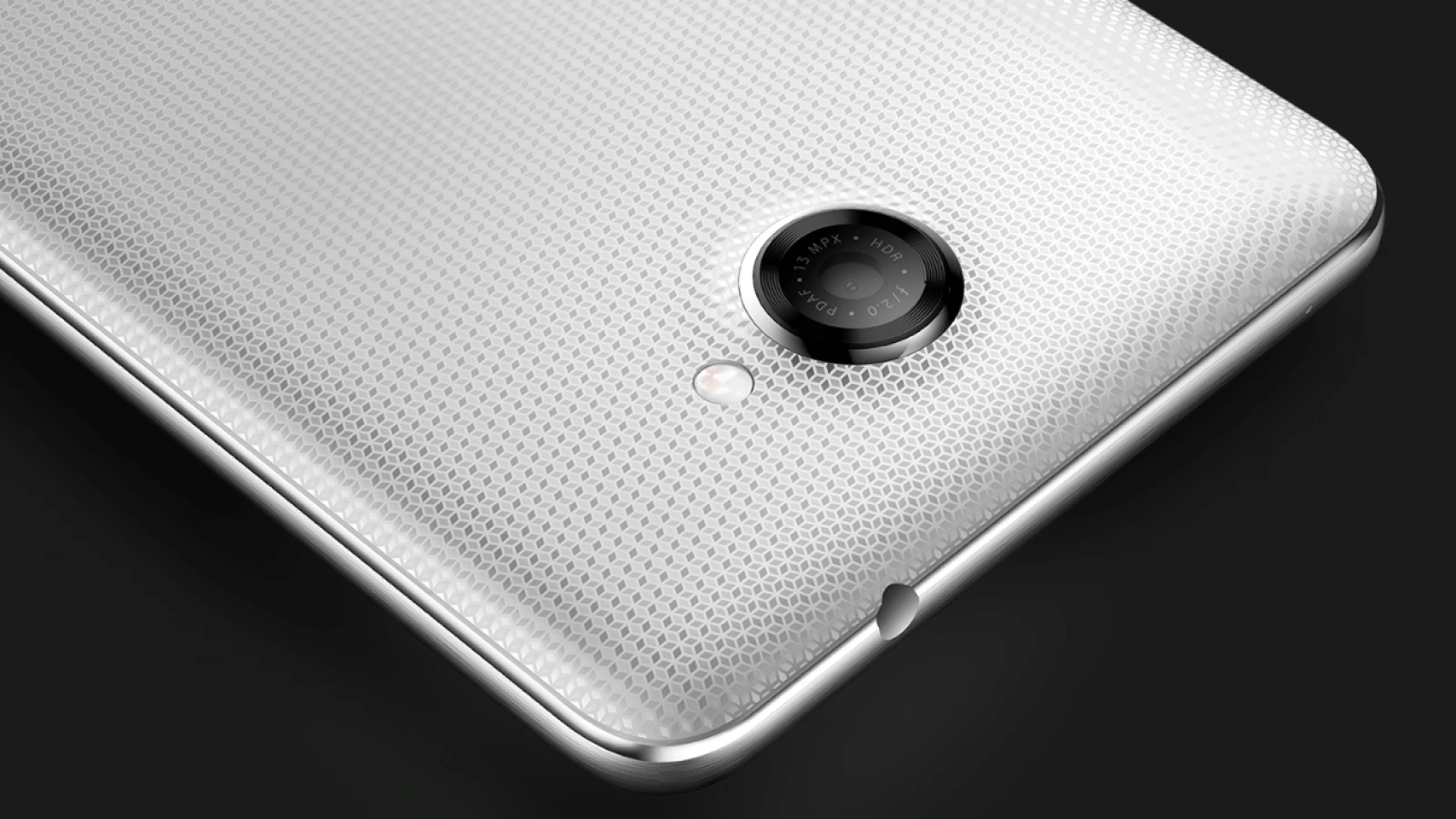 Vodafone anunță lansarea smartphone-ului Smart Ultra 7; vine cu baterie de 2960 mAh și display FHD