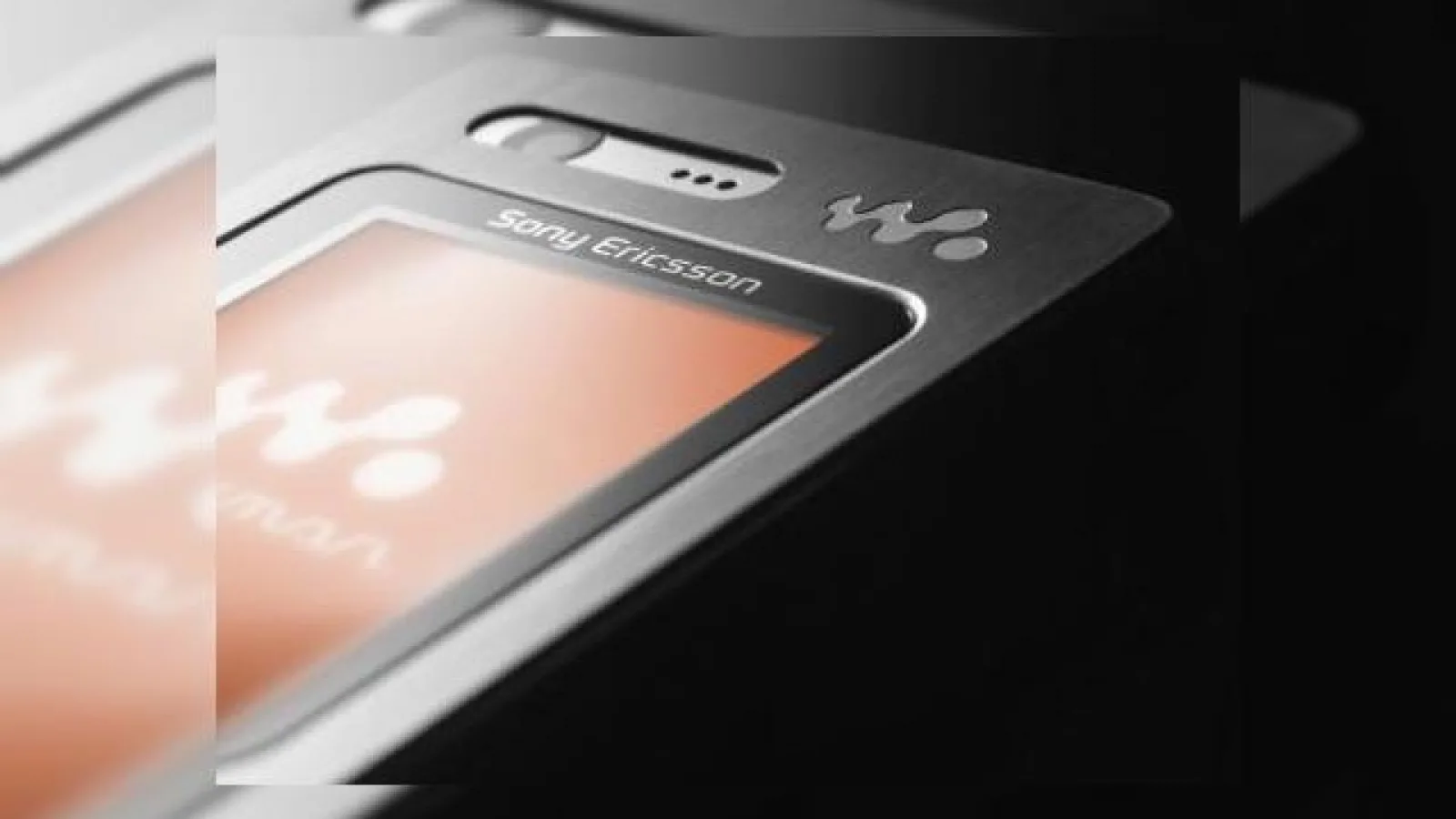 Sony Ericsson W880i aproape de lansare