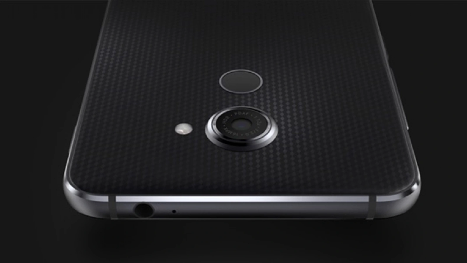 Vodafone Smart Platinum 7 primește un spot publicitar din partea operatorului; telefon cu 3 GB RAM și display QHD
