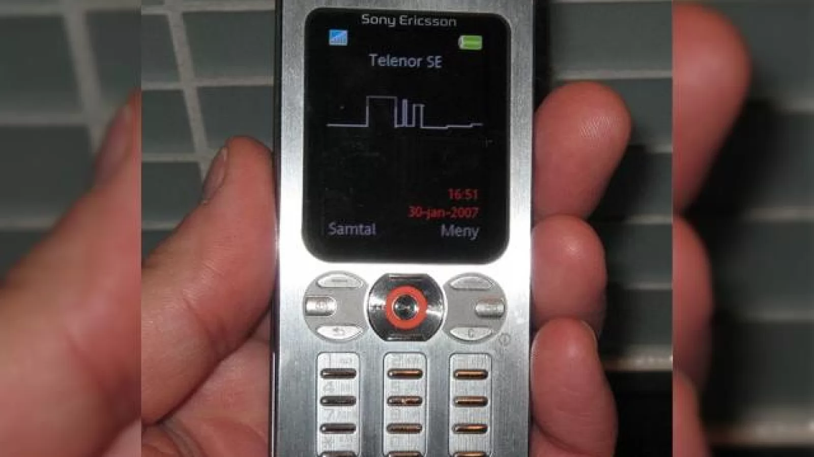 Sony Ericsson W880 "Ai" disponibil saptamana viitoare?