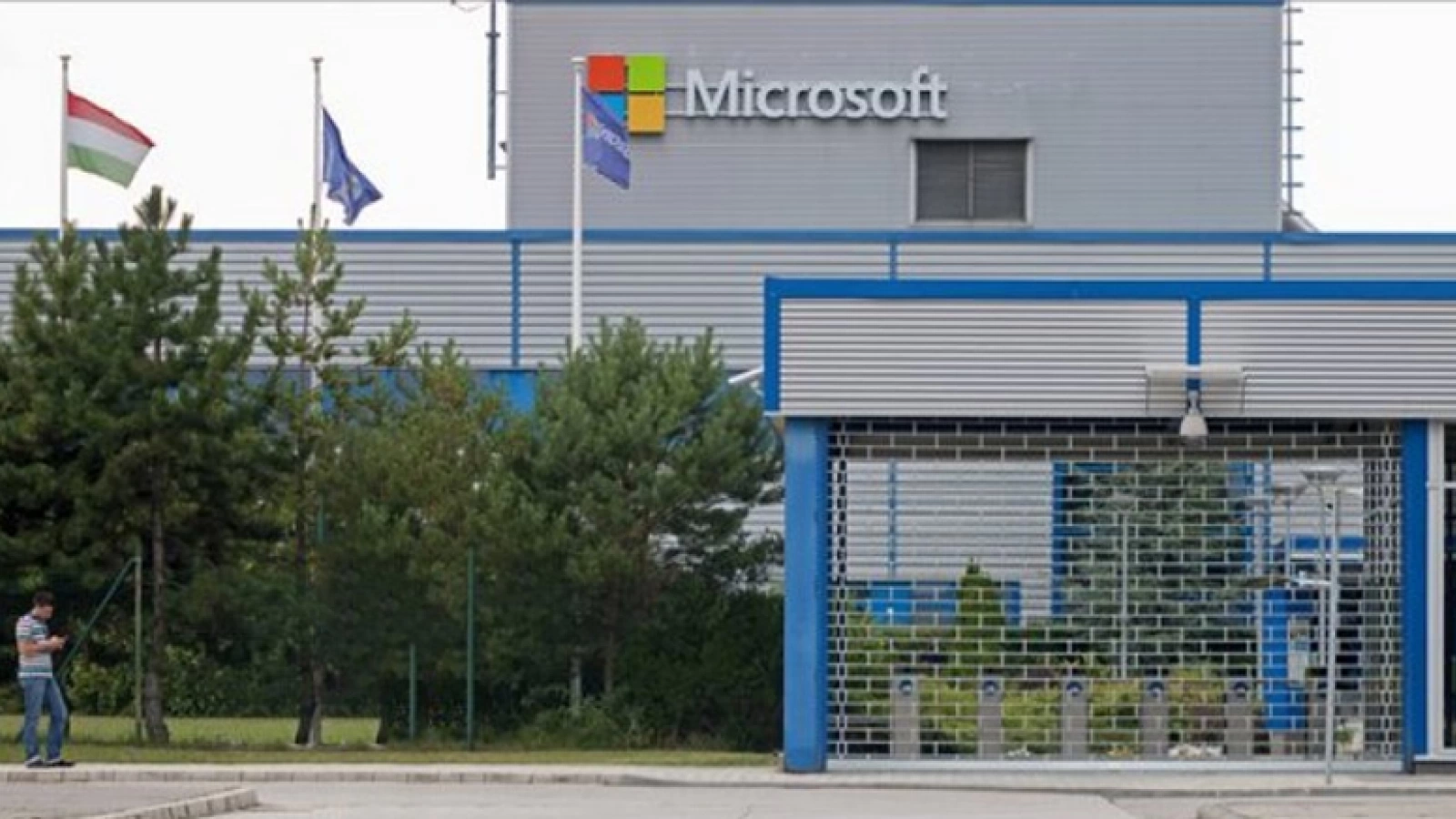 Microsoft Mobile închide fabrica din Finlanda și concediază 1350 angajați