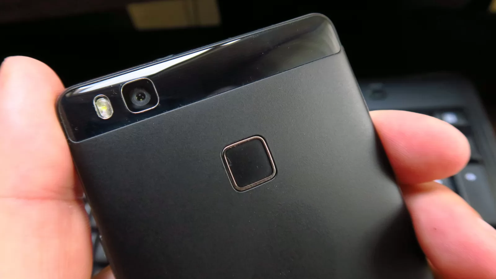 Huawei P9 Lite: Camera se bate la egal cu modelele Galaxy A 2016 şi P8, filmarea putea fi mai bună