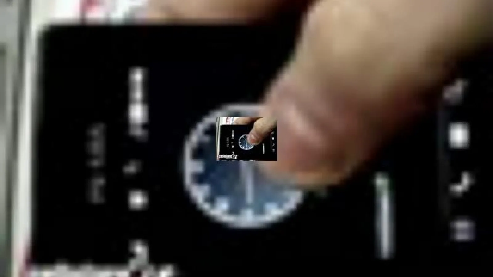 LG KE850 Prada pe YouTube!
