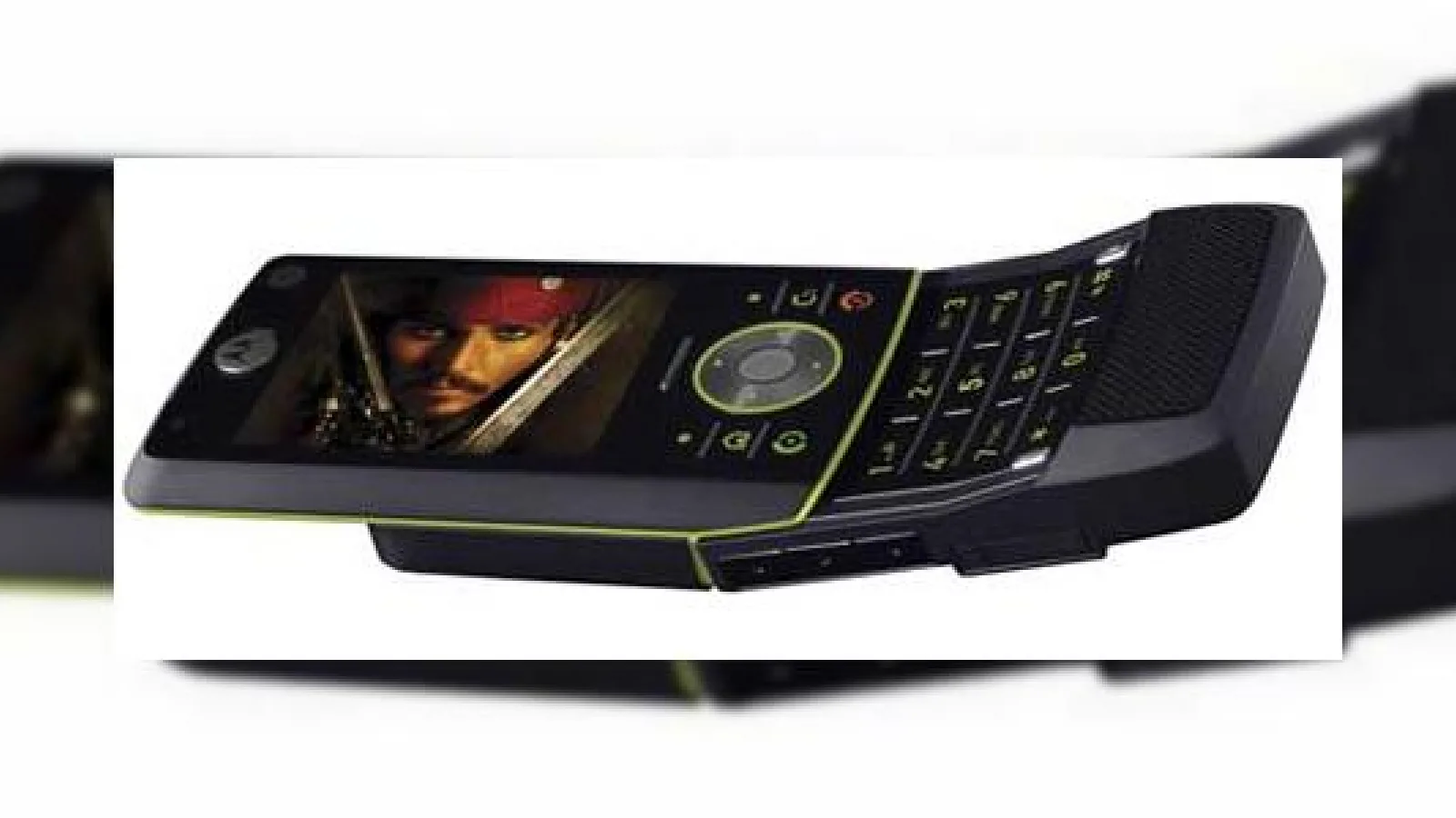Motorola RIZR Z8, elegant si performant