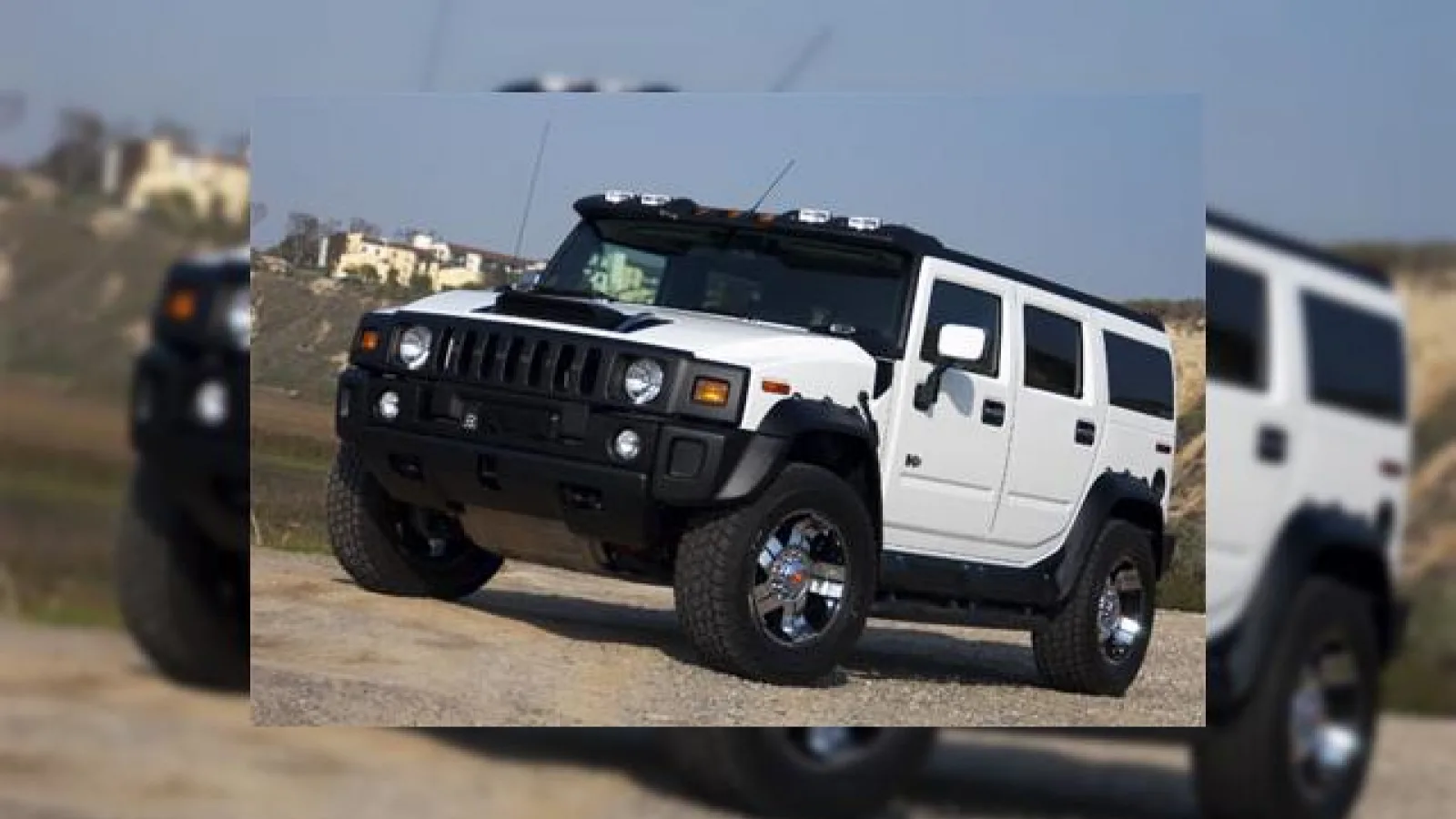HUMMER va lansa telefoane mobile și accesorii
