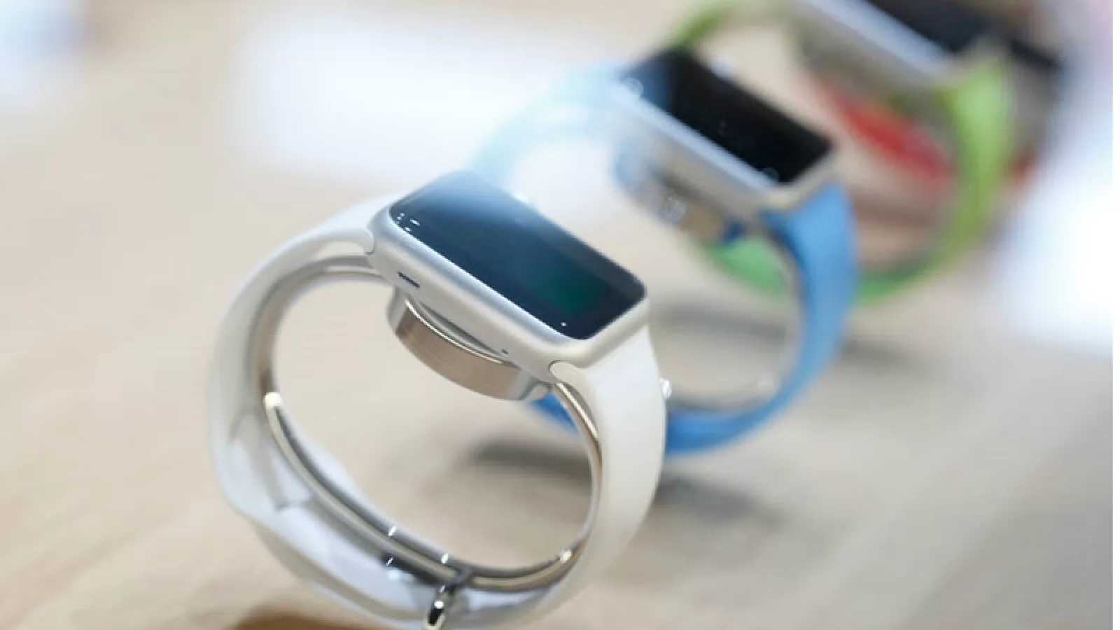 Apple Watch 2 are parte de o scăpare, sub formă de fotografii cu bateria sa; Ea este cu 36% mai mare decât pe primul model