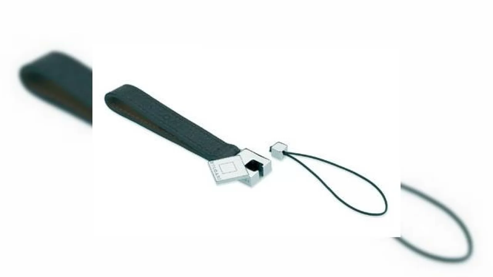 Cureaua de telefon Bulgari