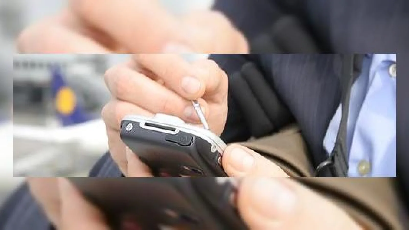 Interesul pentru serviciile bancare prin telefon este scazut