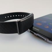 Huawei Color Band A1 Review: o brăţară de fitness compactă, discretă cu senzor UV ca punct distinctiv (Video)